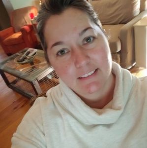 Meet your Posher, Karla